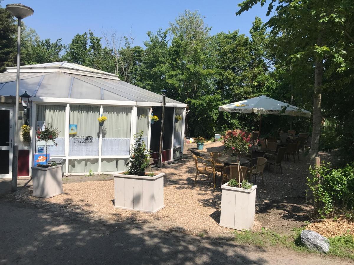 Bungalow Aan De Thoolse Kust Poortvliet Exteriör bild